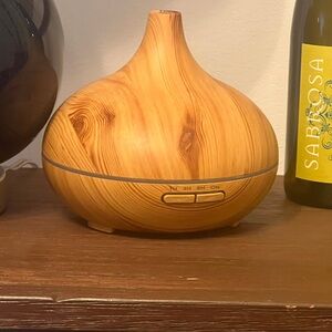 Aromatherapy Room Diffuser and essential oil-  7 light color options. Bamboo